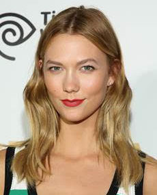 Simple Beach Waves For The Perfect Summer Look