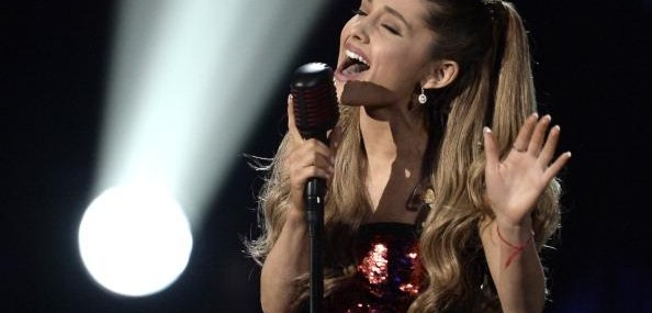 Hair Hits and Misses of the 2013 American Music Awards and Ariana Grande