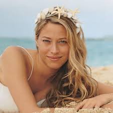 Beach Wedding Hairstyles: Photos