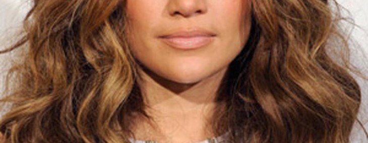 AMAs Beauty Tips For Thanksgiving: Get JLO’s Glow