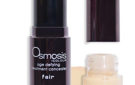 Age Defying Two-In-One Makeup: Camouflage, Hydrate & Plump